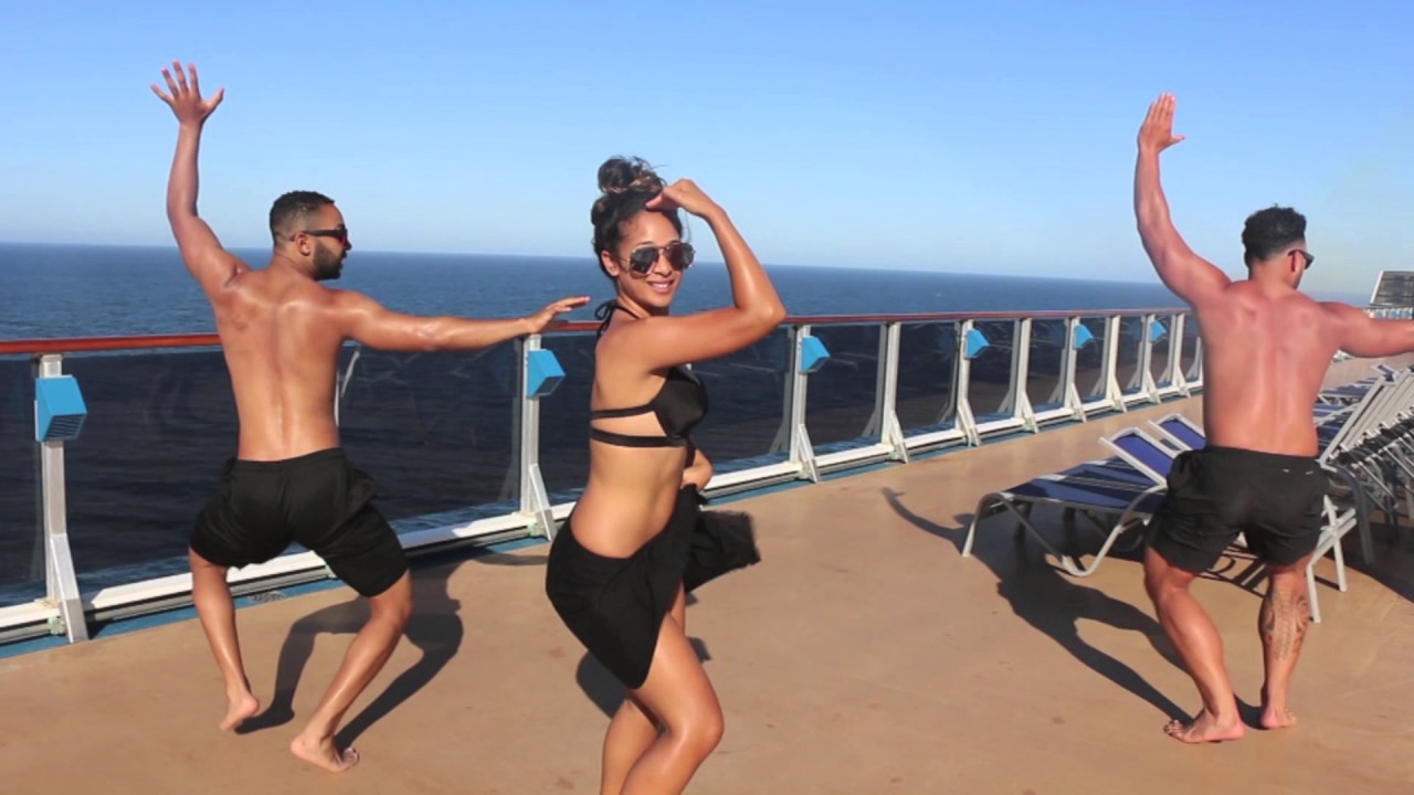 Tahitian Dancing on Carnival Cruise | 3 Amigos