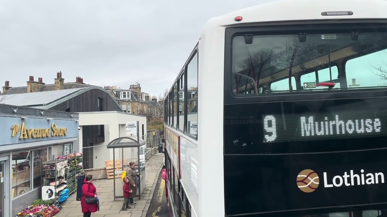 Lothian Buses Service 24: Royal  Infirmary - West Granton