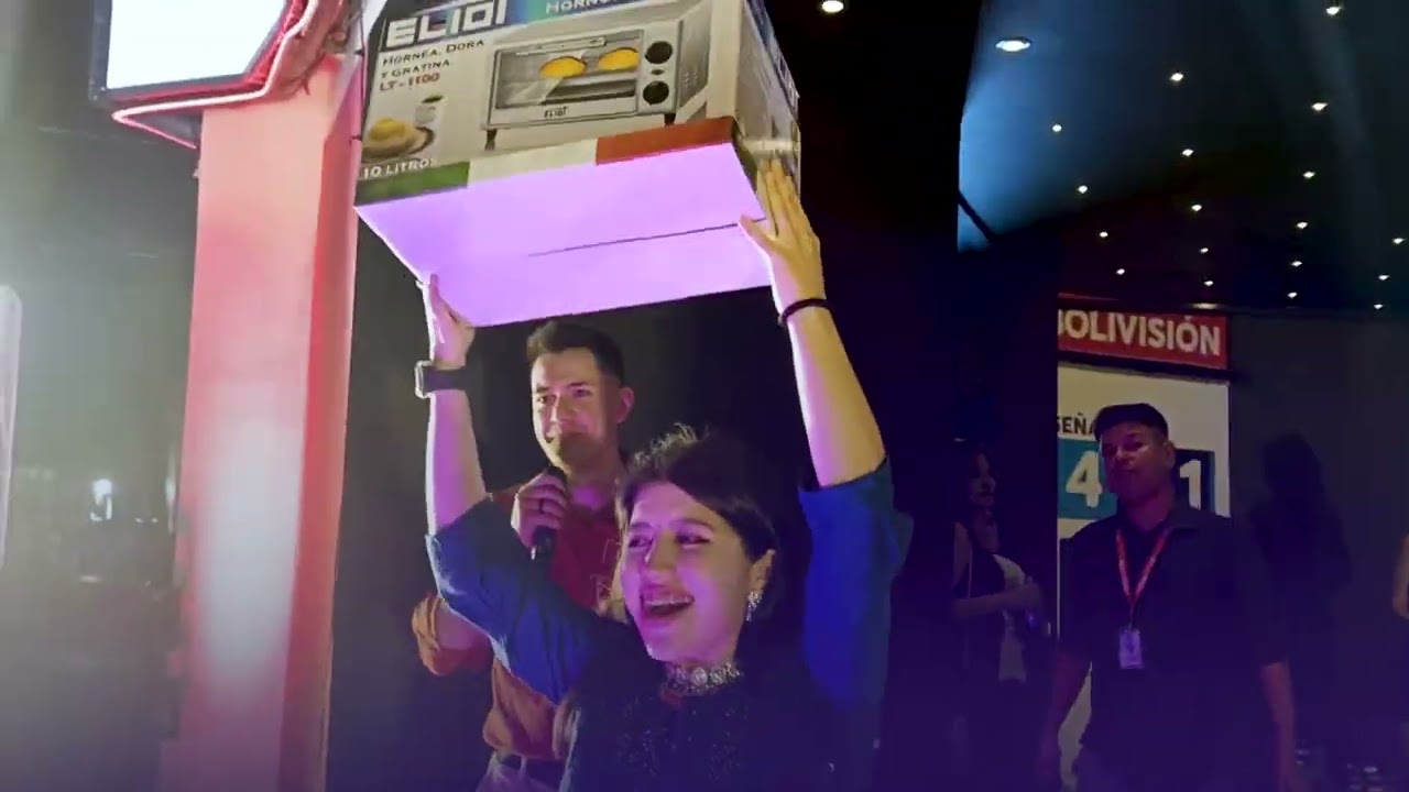 Red Bolivisi&oacute;n en la FEXPOCRUZ 2025