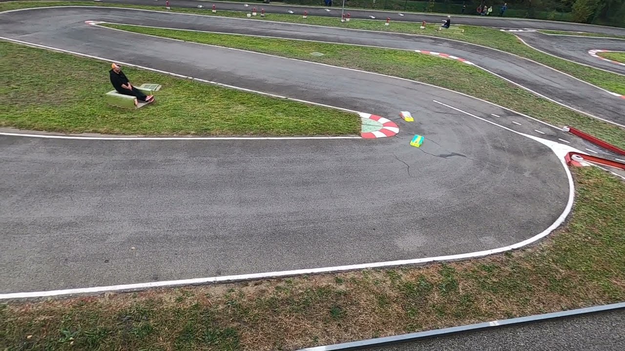 Amicale au TVRC piste 1/8 Brushless Corally SSX8-X