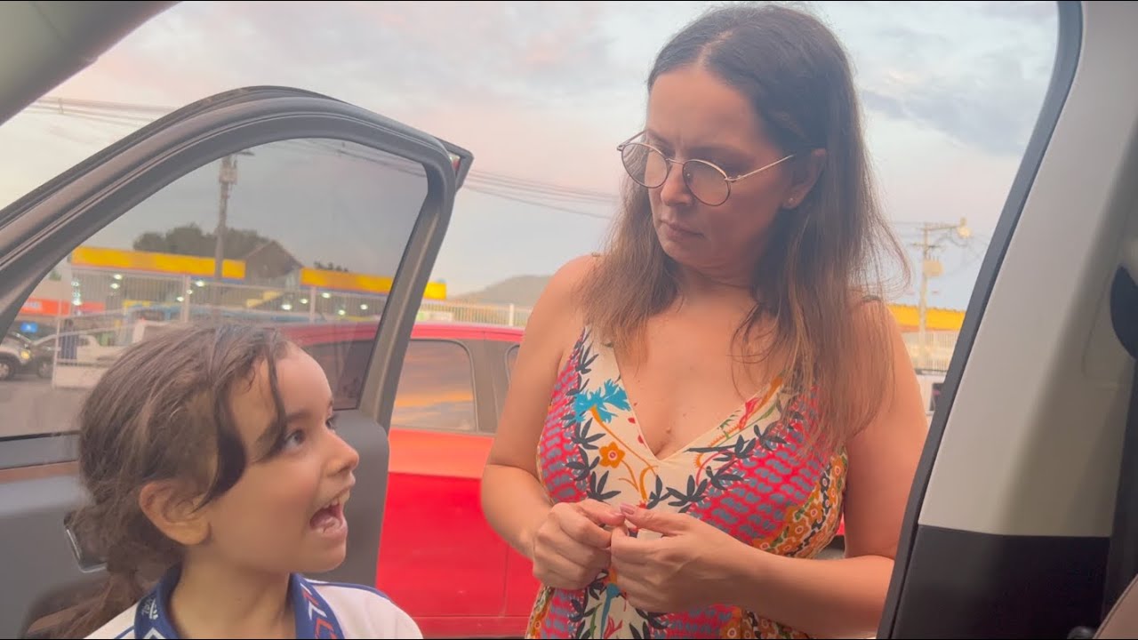 NINA VOLTOU A CHORAR PARA ENTRAR NA ESCOLA