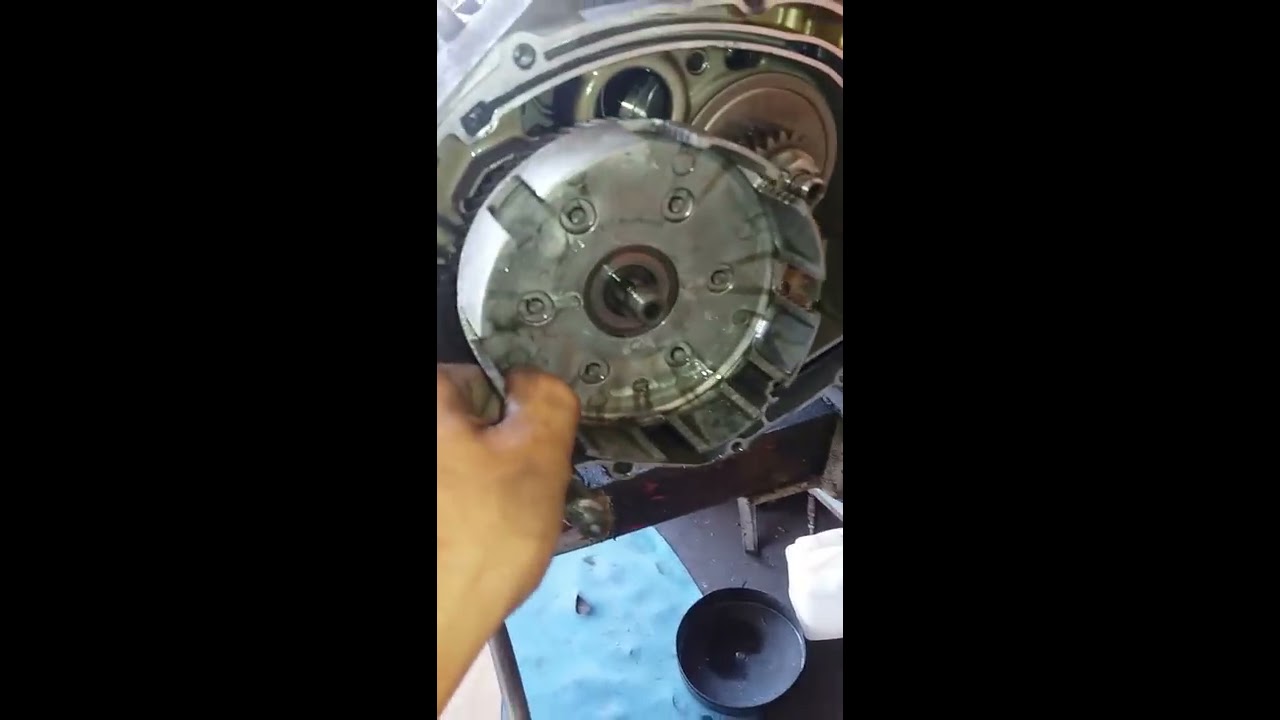 Desmontando embregem da ybr 125