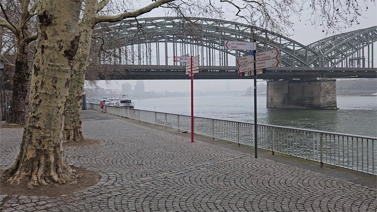 Köln: Das Rheinufer im Winter [UHD] (26.01.2026) - Videos