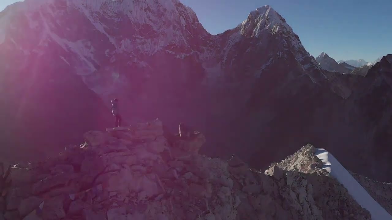 Lamas Eltern gewähren Einblick in dessen letzte Ruhestätte in Nepal