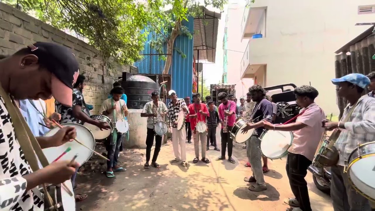 Mad boys pad band Marredpally New beats at babloo pothraj Thotella procession 2025 Lalapet