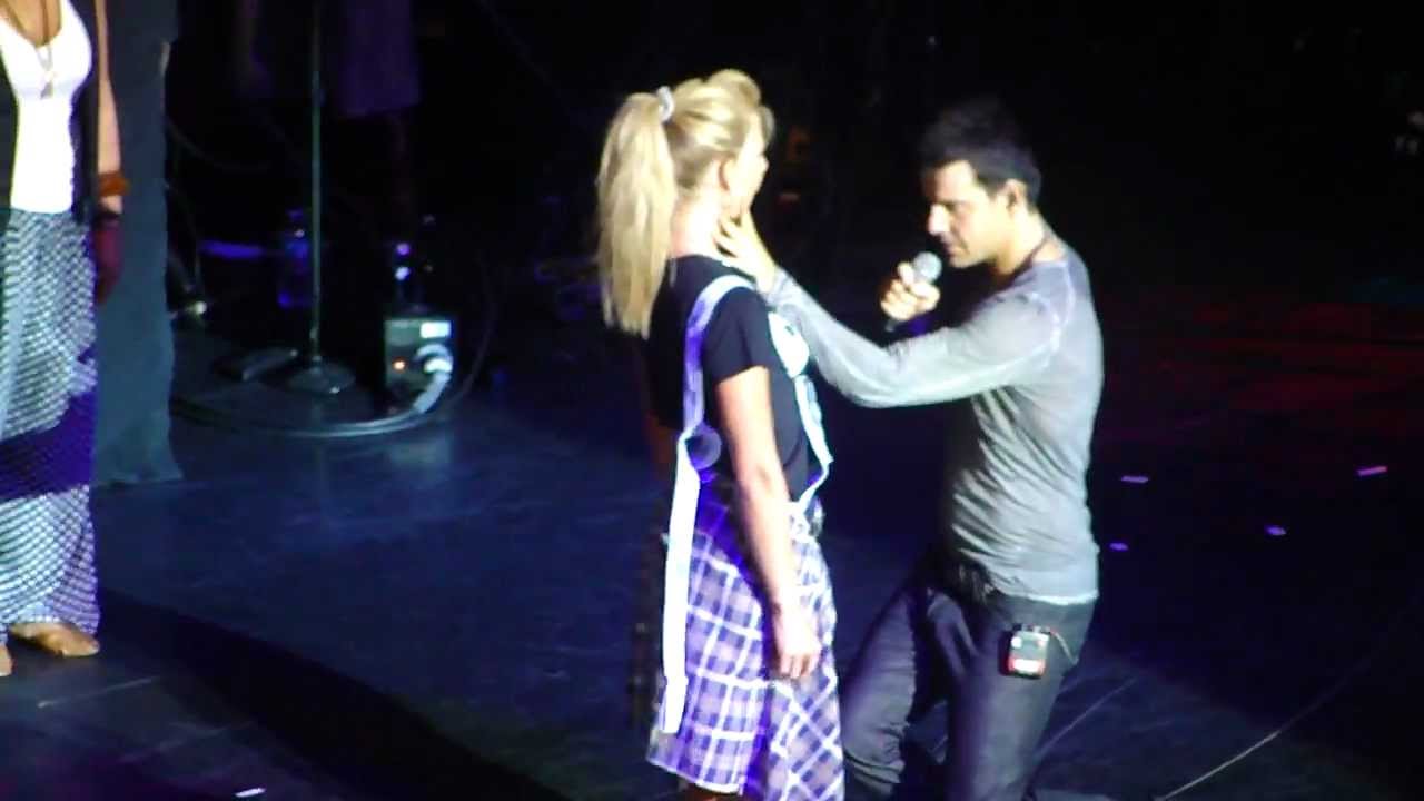NKOTB Cruise 2012 Jordan Knight Rockstar