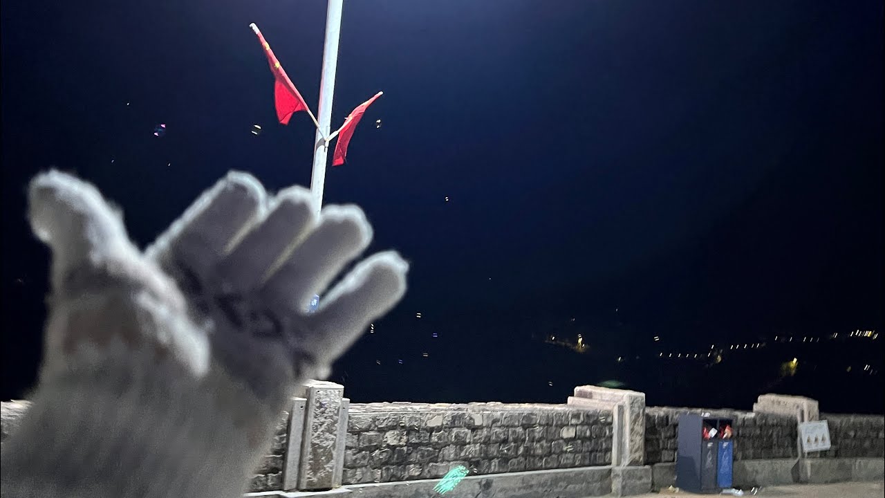 රෑ චීනෙ පොඩ්ඩො එක්ක සෙල්ලම් කරන්න ආවා | new year fun at  night in China