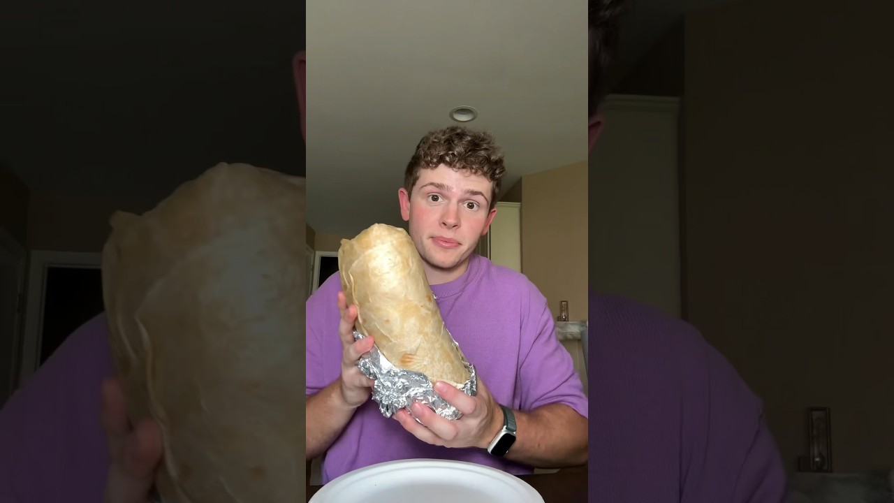 I Ordered The World&rsquo;s BIGGEST Chipotle Burrito!