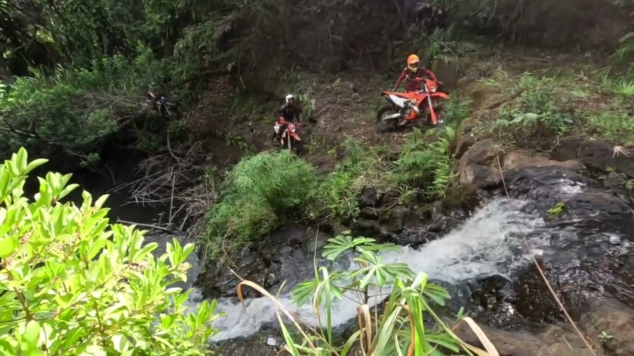 69th Labor Day Hare n Hound. AA at Step-up Waterfall.