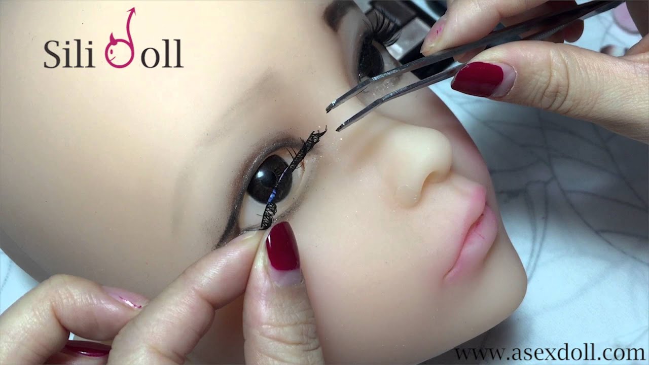 Makeup tutorial for doll   how to makeup your doll for beginner