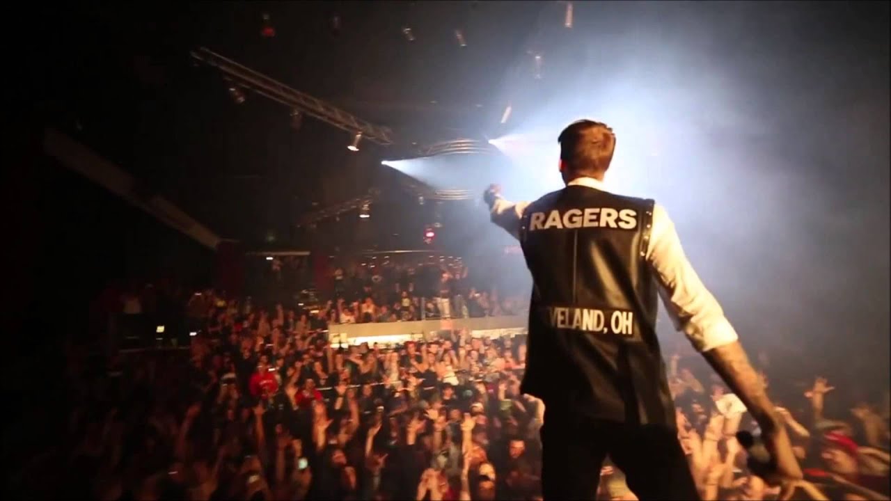 Machine Gun Kelly - Street dreams (unofficial video)