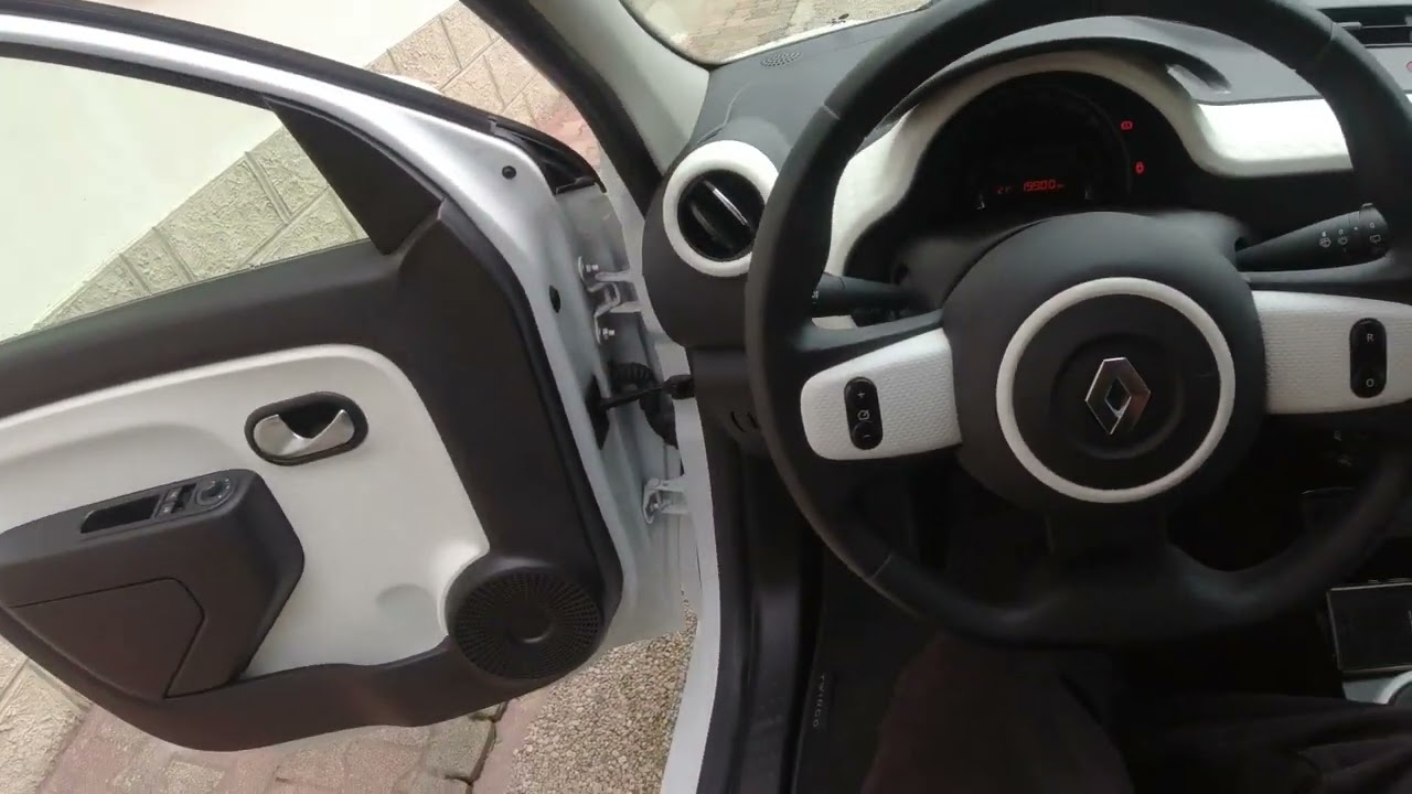 Renault Twingo 3 2019 Project - Разборка приборной панели