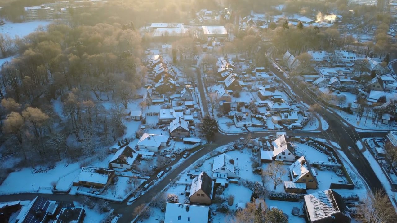Flug 126.1 - DJI 0173 Sonnenaufgang: Garten, BüTeich, Erlenhof