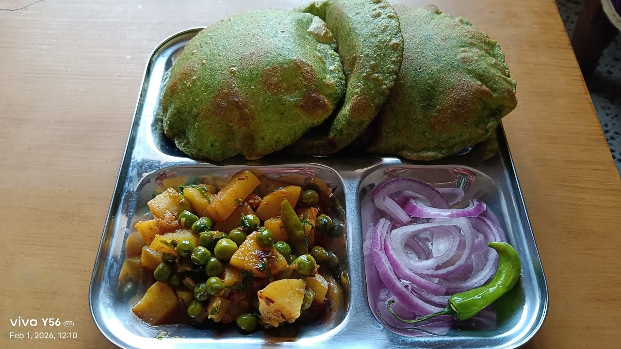 आज बनाया कुछ अलग जो सब ने मन से खाया #palakpurirecipe #aalumatarkisabji #karnikirpa #recipe 