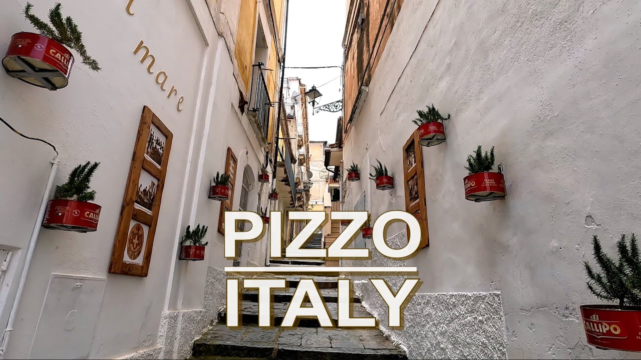 Pizzo - Idyllic coastal town - Calabria - Italy - 4K