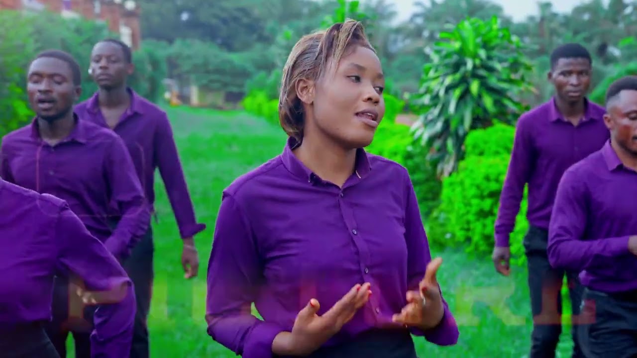 Fr Bithynie Kay LEZA MUYAMPE