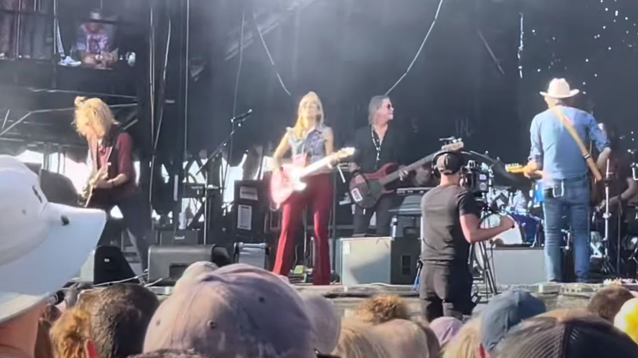 If It Makes You Happy - Sheryl Crow (Sea Hear Now, Asbury Park - Sept 16, 2023)