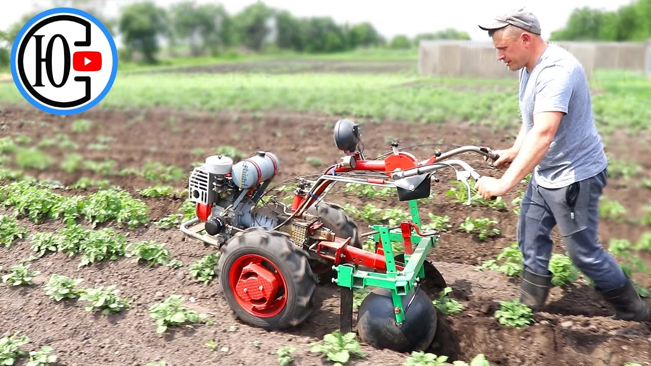 Очень УДАЧНАЯ конструкция ДИСКОВЫХ ОКУЧНИКОВ! Окучиваем картошку МОТОБЛОКОМ!