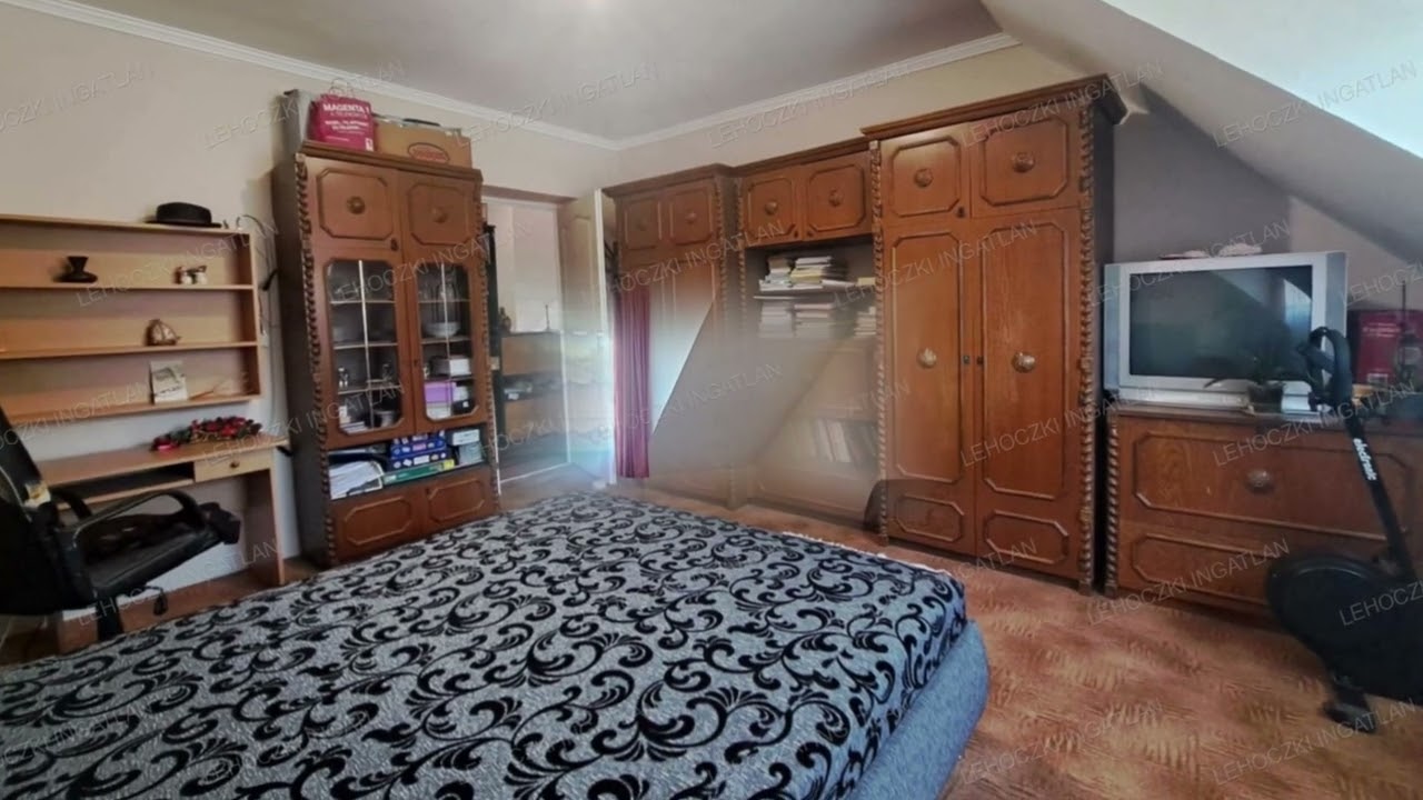 Nyíregyházán a Kállói utcából nyíló utcában 120 nm-es, nappali+3 szobás sorház eladó!