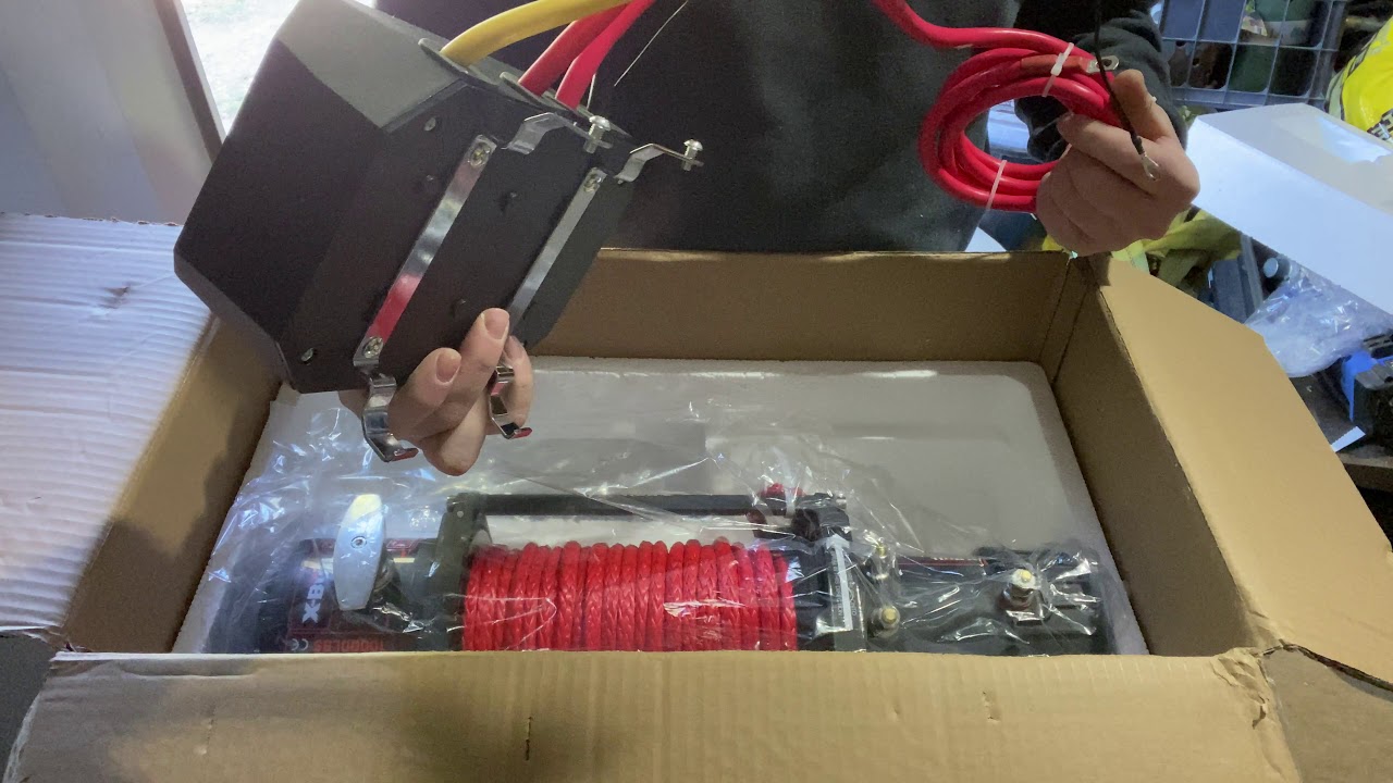 X-Bull synthetic 10,000lb winch unboxing and overview