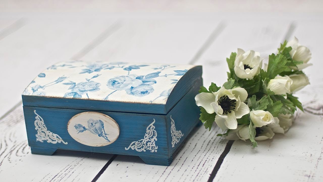 Decoupage box with blue roses -  tutorial DIY By Catherine