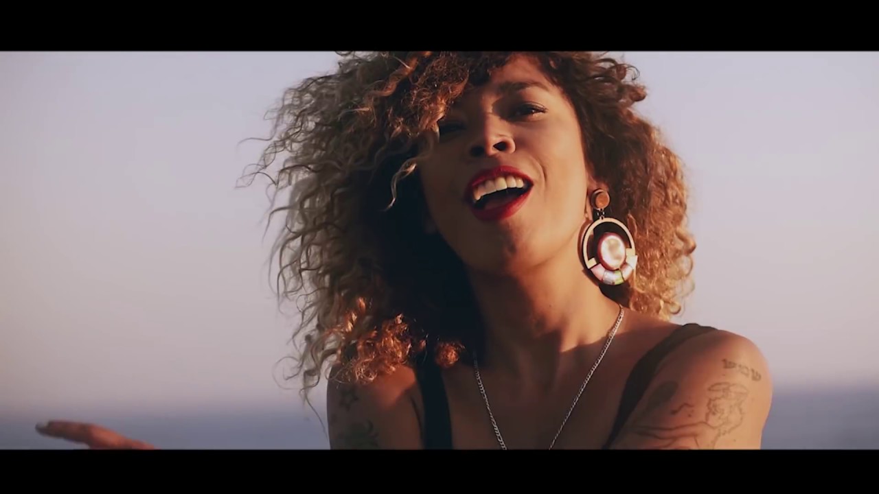 FLAVIA COELHO - Se Ligue (TorVatz Remix)