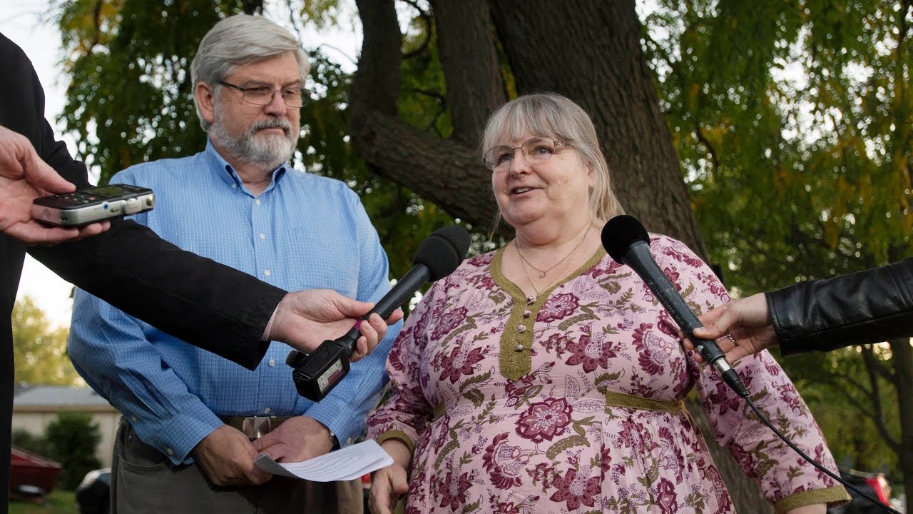 Joshua Boyle's parents say he's returning to Canada with family
