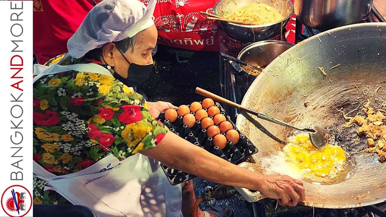 Уличная еда на ночном рынке Сураттхани: вкус Таиланда, который вам понравится