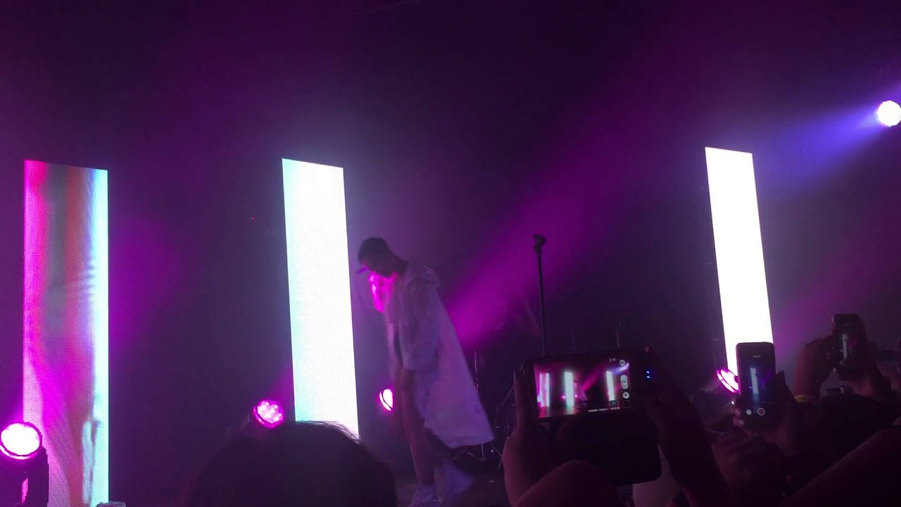 Gasoline- Halsey live