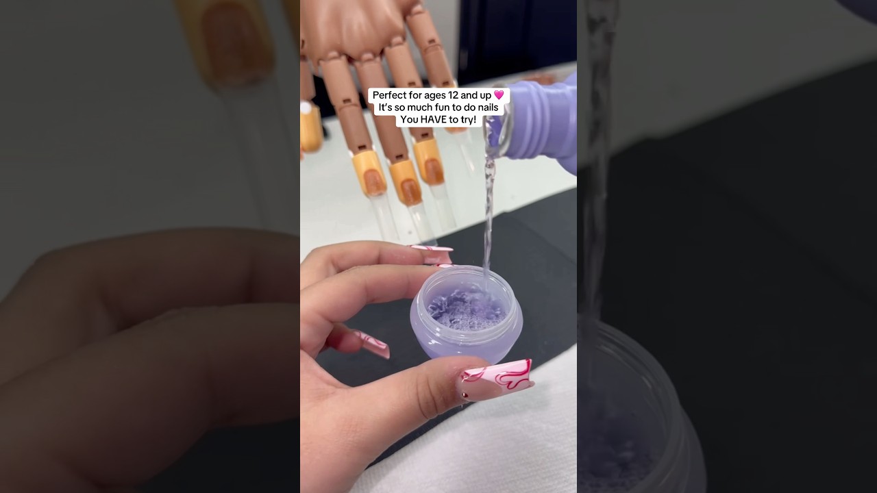 Spring Break Boredom? This Nail Kit Fixes It 💅