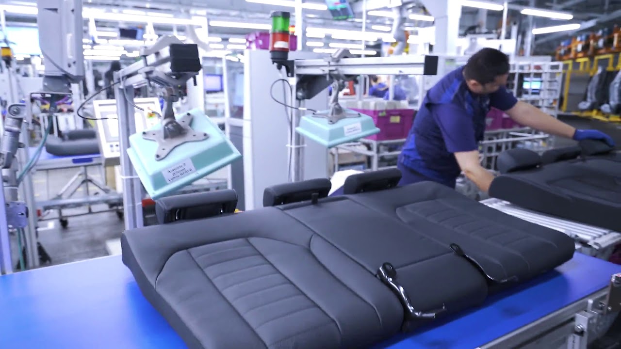 RFID identifies components in the vehicle -  BMW Group Plant Munich