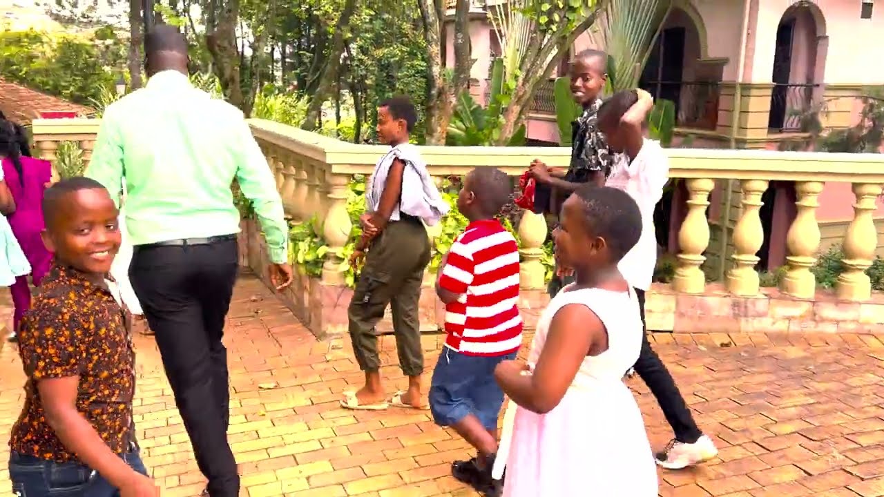 UNVA UKO PAPA ABOY YIGISHIJE ABANA UMUCO WAKINYAMULENGE