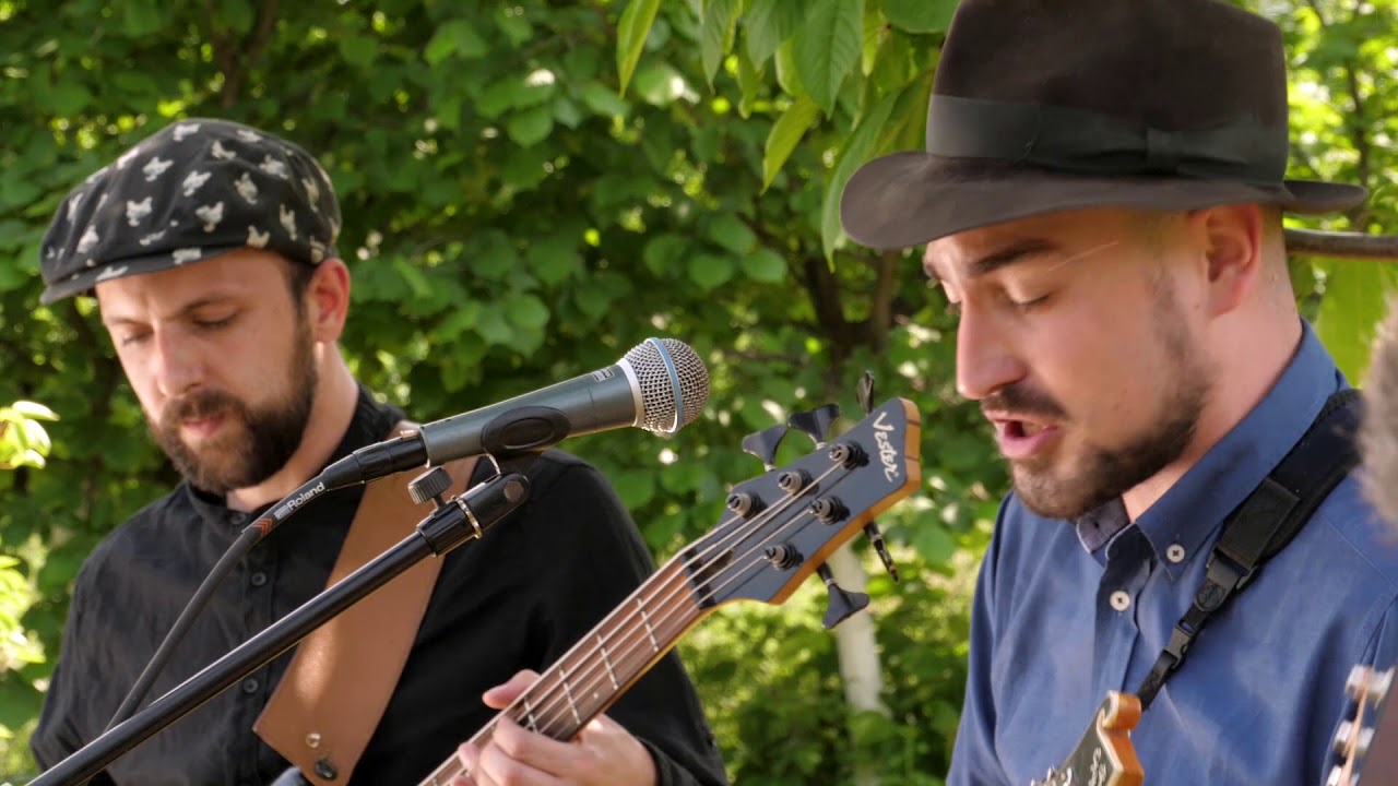 Drunkards - Rolling in My Sweet Baby's Arms (Outdoor Session)