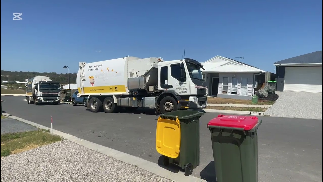 7 trucks doing red and yellows 3 on reds and 4 doing yellows
