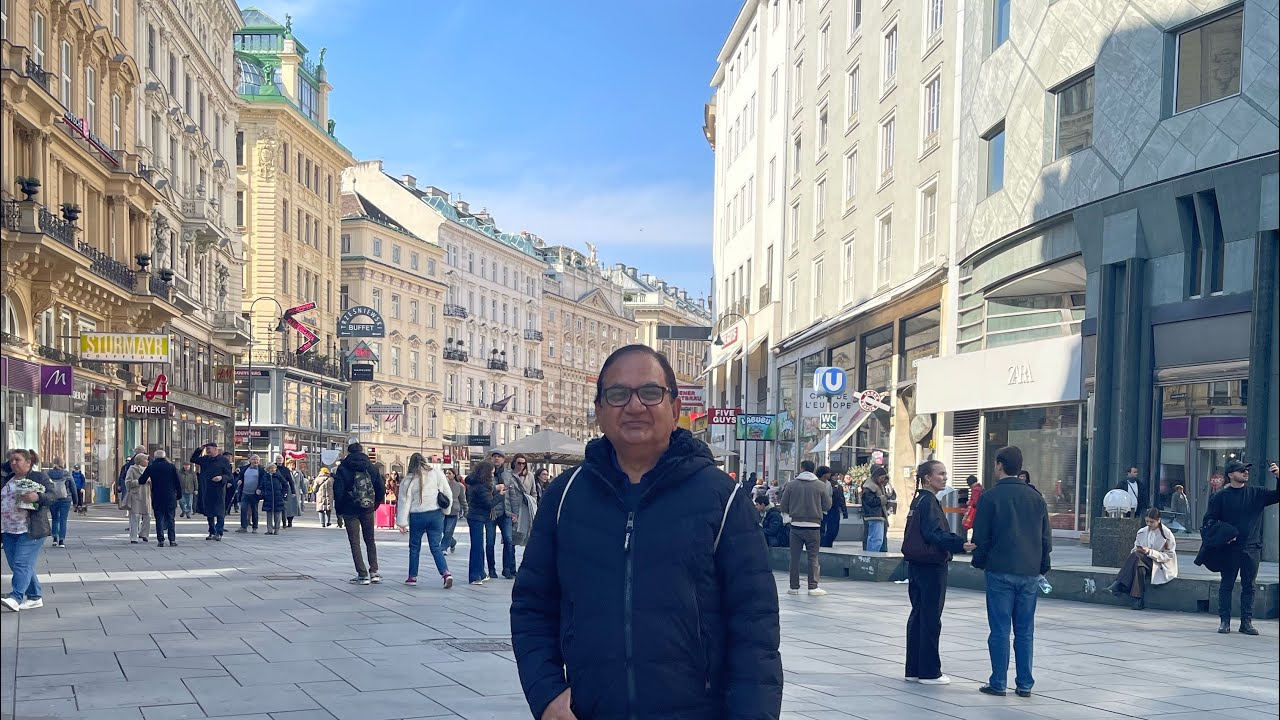 Vienna, Austria: City Centre, Hofburg Palace and Parliament Walk