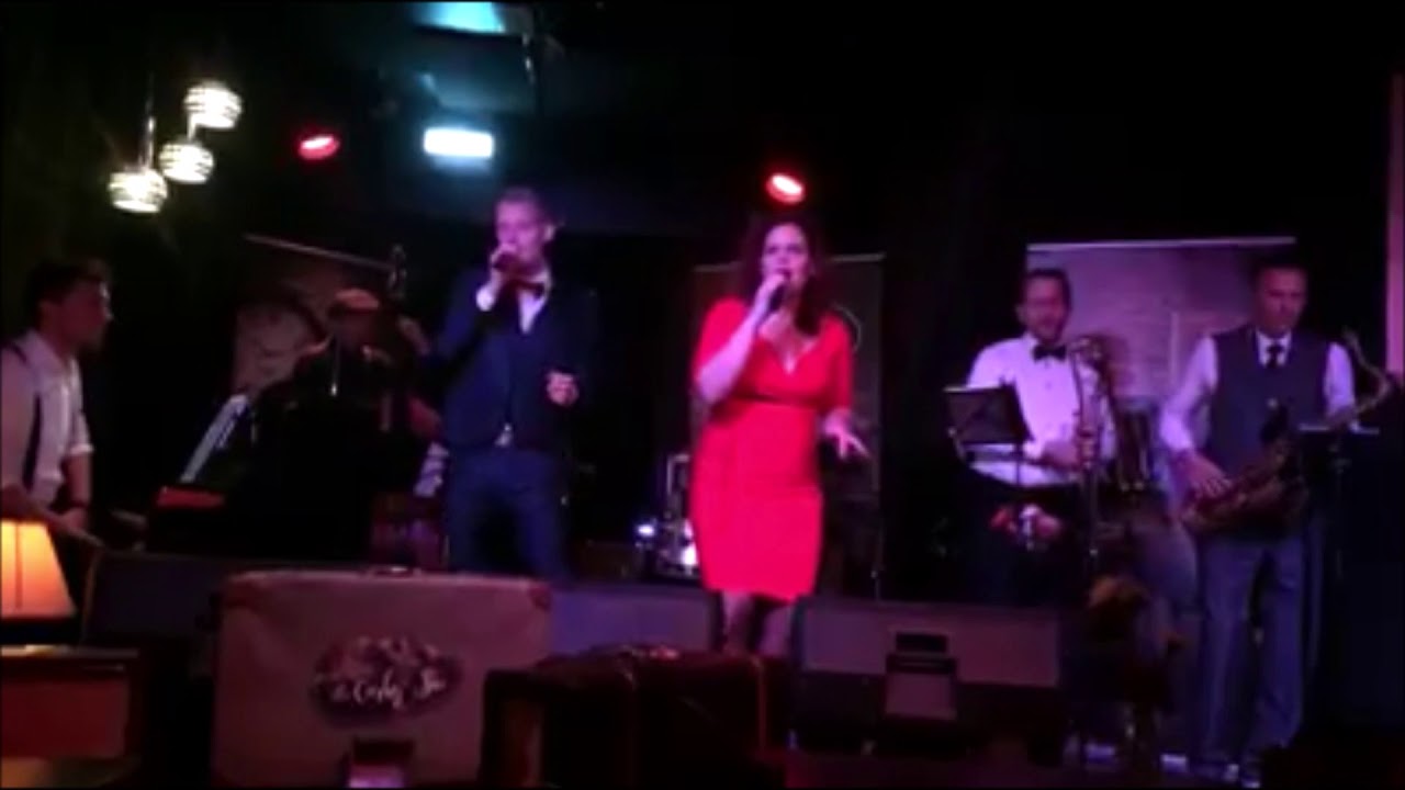 Skinny Boy & Curly Sue Band - Don't Stop Me Now (Live)
