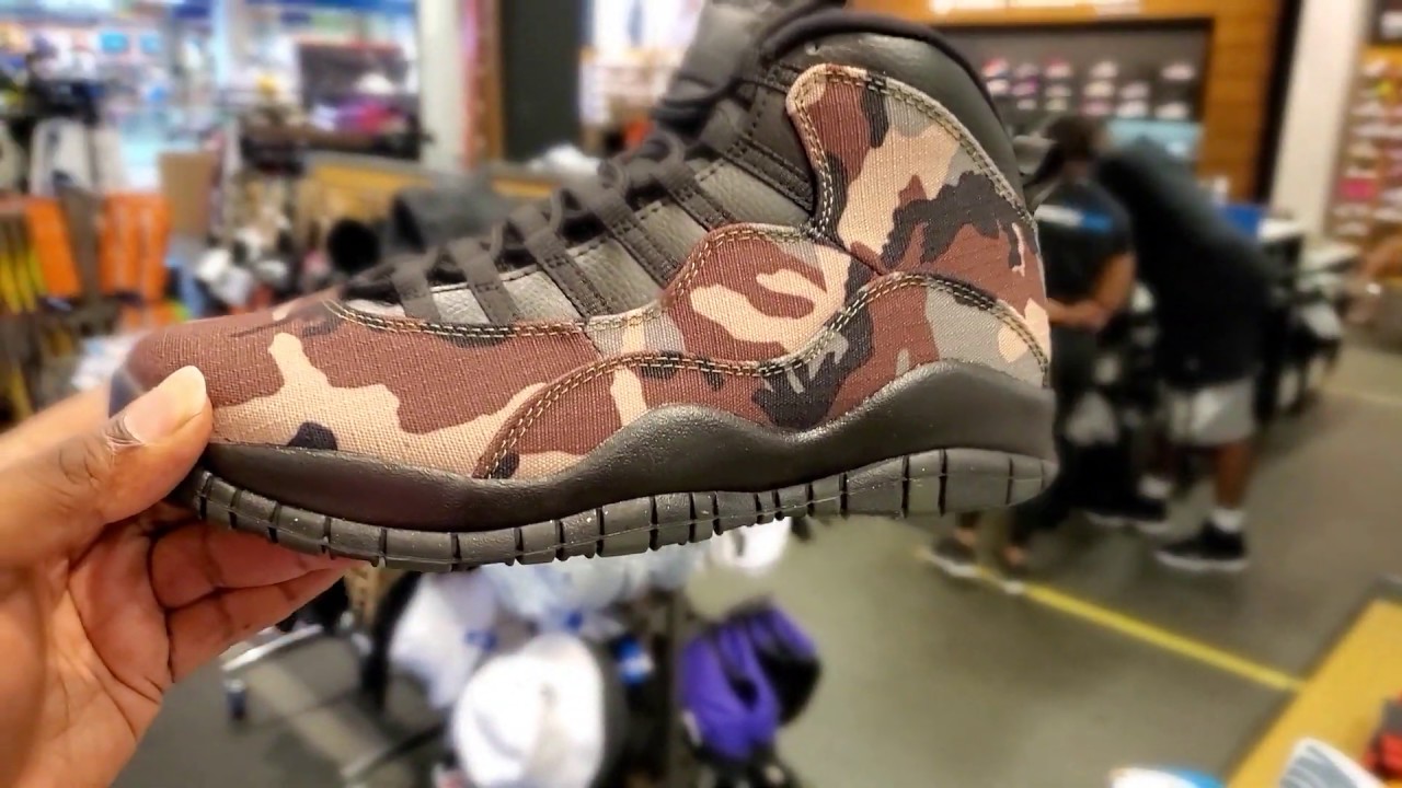 Early Look Air Jordan X Camo
