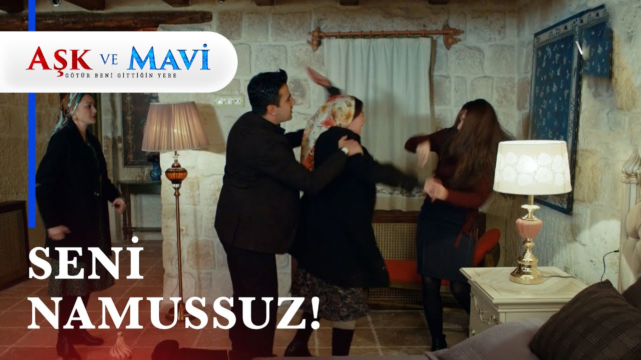 Gülizar gizlice Ali'nin yatak odasına girince DAYAĞI YEDİ! - Aşk ve Mavi 9. Bölüm