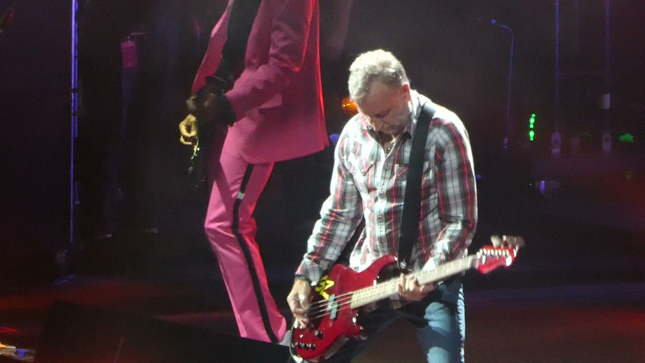 Gorillaz - Aries ft. Peter Hook - London O2 Arena, 11/8/21