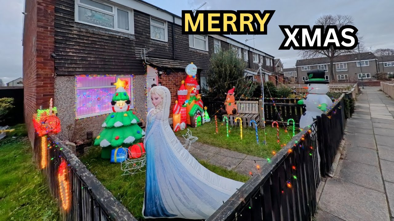 East Marsh Grimsby Christmas Decorations 2025
