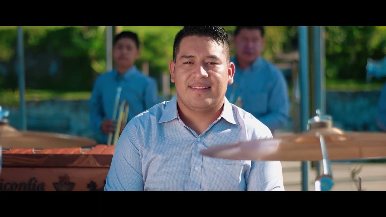 estamos de fiesta con Jesús 🎹🎺🎤 La Misericordia de Dios y su Marimba Orquesta