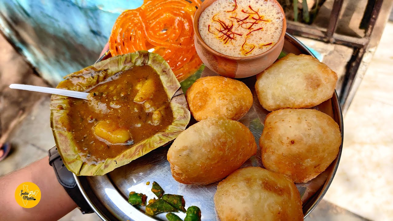 Kolkata Famous Breakfast Club Kachori, Aloo Sabzi With Jalebi & Kesar Chai l Sharma Ji Tea House