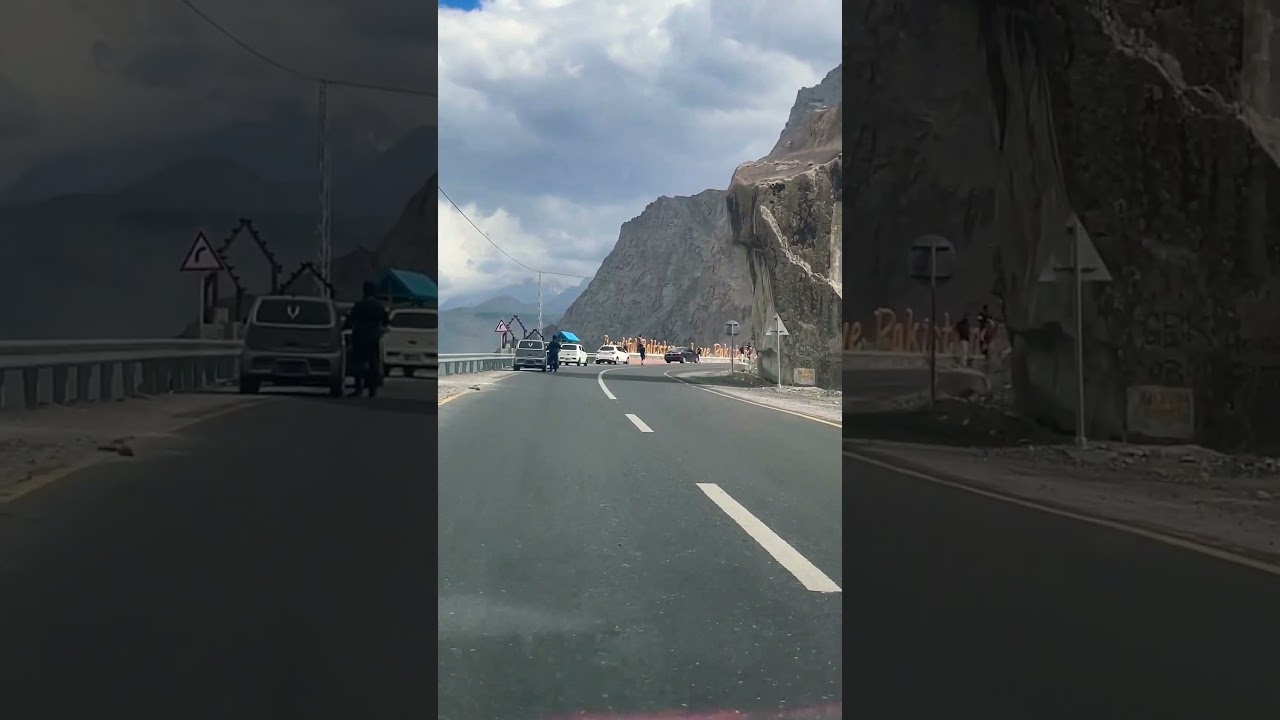 GILGIT Baltistan WELLCOME TO SKARDU INDUS RIVER