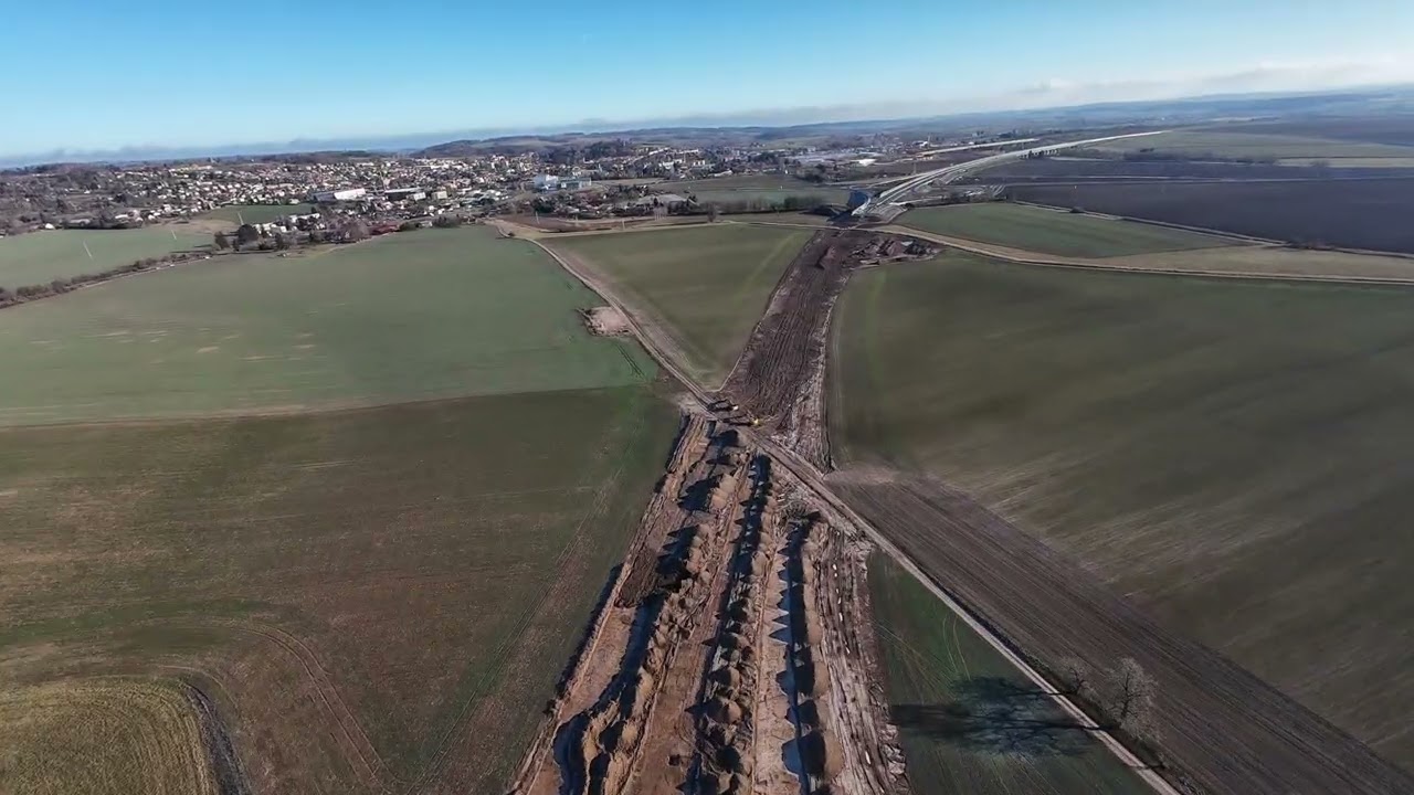 11. přelet budované dálnice D35 Úlibice - Hořice - Hradec Králové