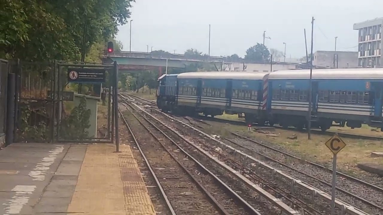 Trenes argentinos por villa Ballester 🚆
