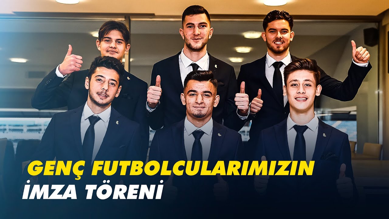 Genç Futbolcularımızın İmza Töreni