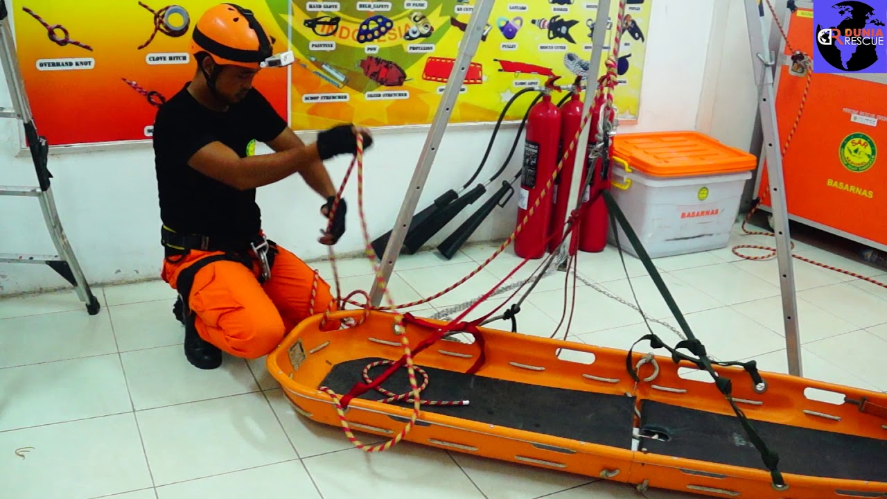 Manajemen Tandu Dalam Vertical Rescue