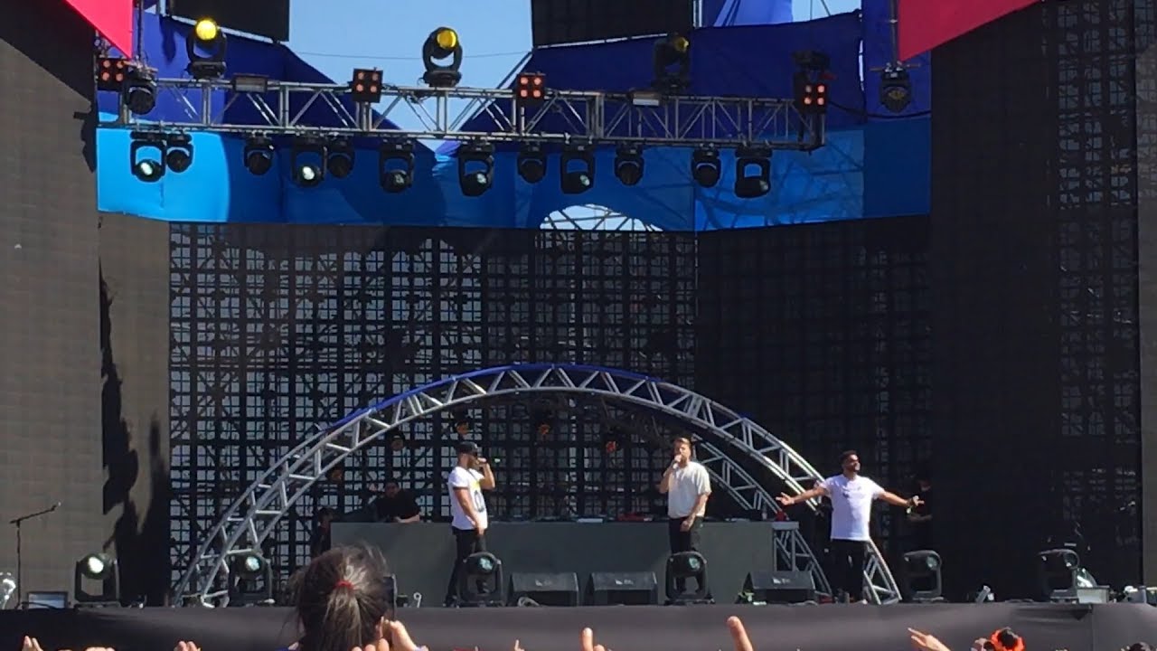 Showtek - Creamfields Chile, 2017