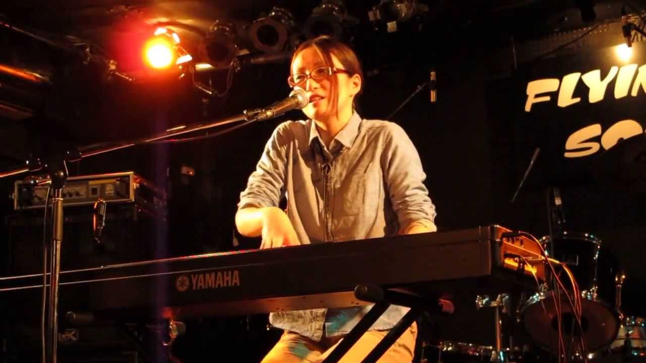 日食なつこ - ヒューマン @Flying Son 12/11/2011