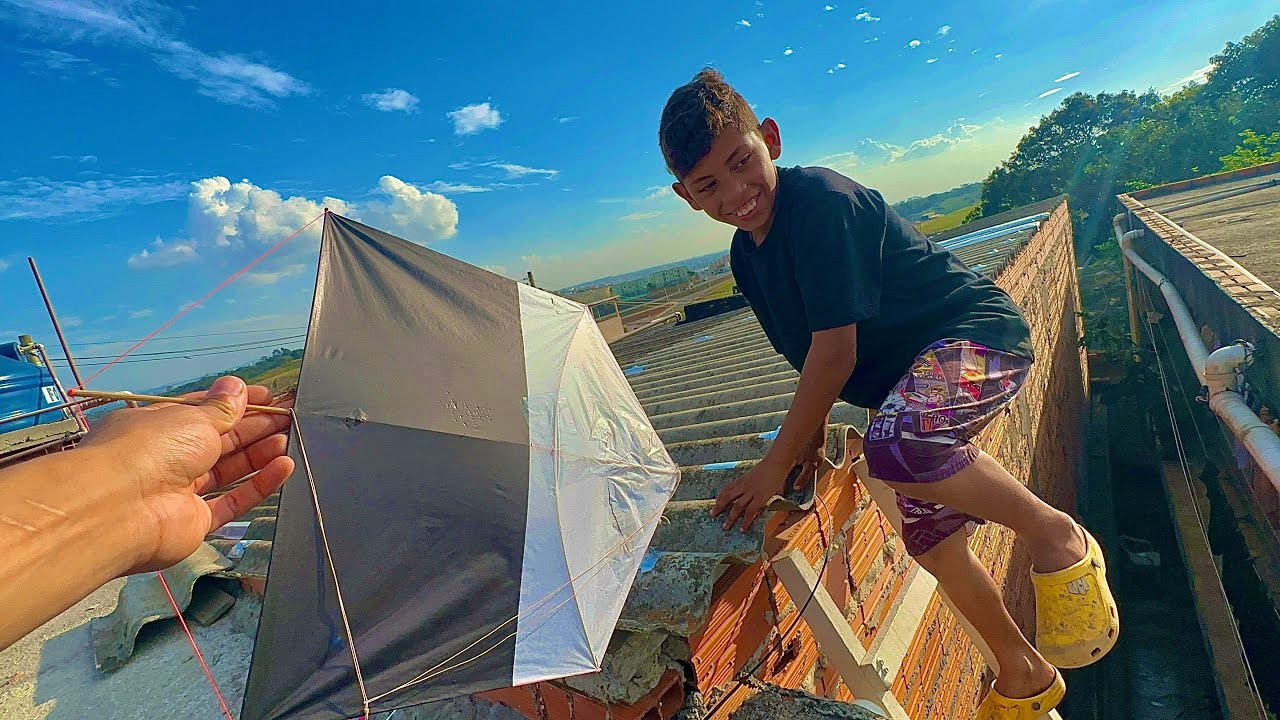 PIPÃO CAIU NA MINHA LAJE E KAIQUE CORREU PRA PEGAR *